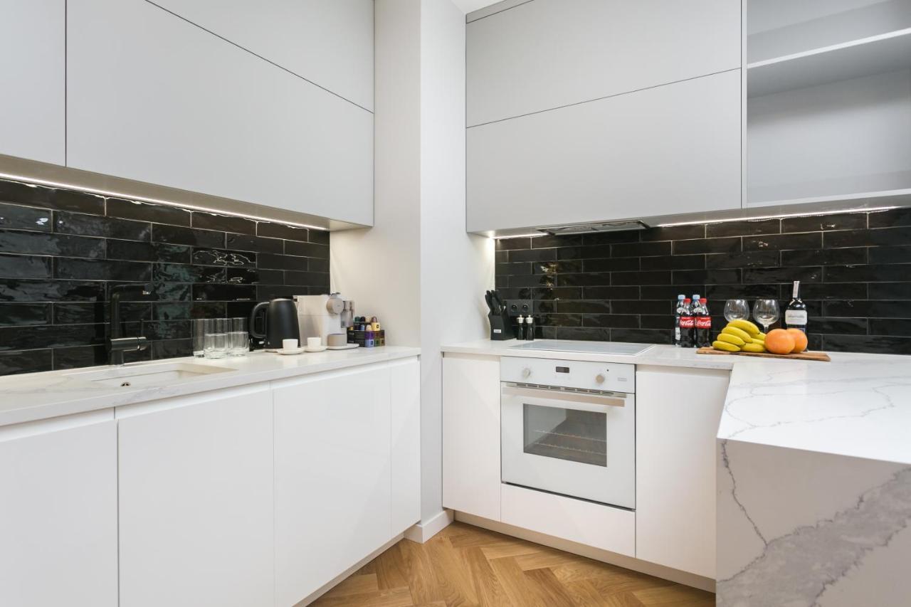 Luxury Apartments Mennica Residence - Golden Apartments - City Center Varsavia Esterno foto