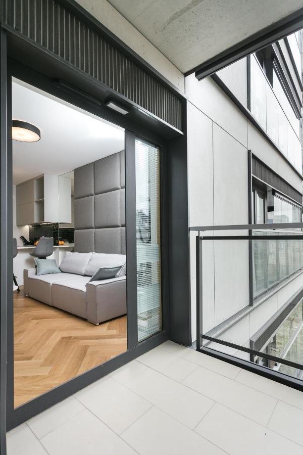 Luxury Apartments Mennica Residence - Golden Apartments - City Center Varsavia Esterno foto