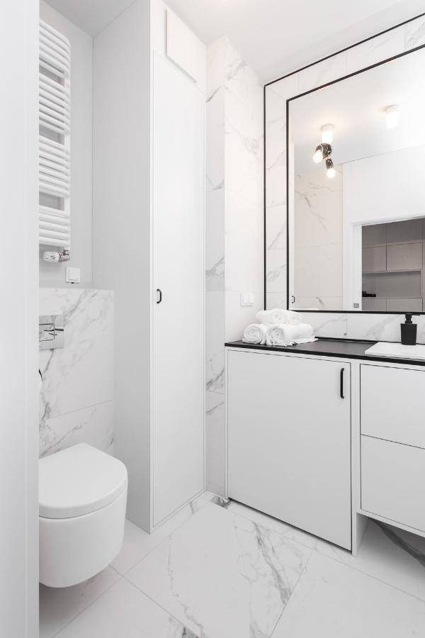 Luxury Apartments Mennica Residence - Golden Apartments - City Center Varsavia Esterno foto