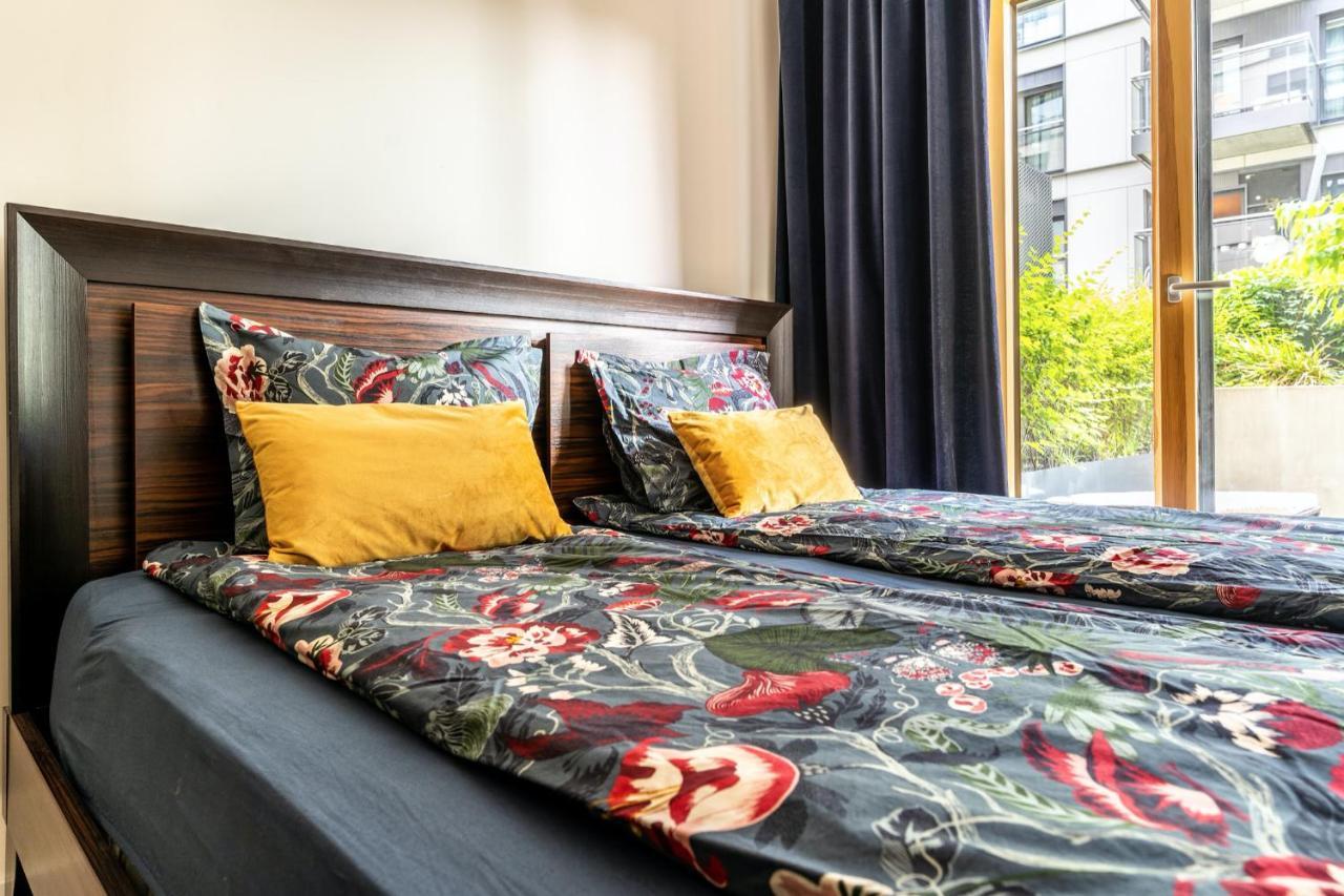 Luxury Apartments Mennica Residence - Golden Apartments - City Center Varsavia Esterno foto